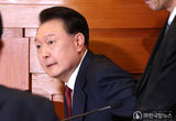 검찰, '내란 혐의' 윤 대통령 구속기소…헌정사 초유
