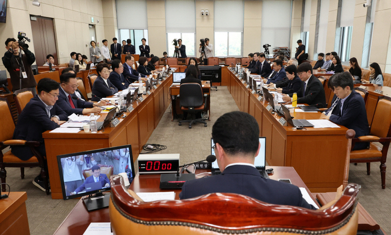 법안1소위 및 전체회의 개최