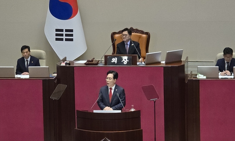 국민의힘 송언석 원내대표, '정치 특검' 비판 및 '협치' 촉구