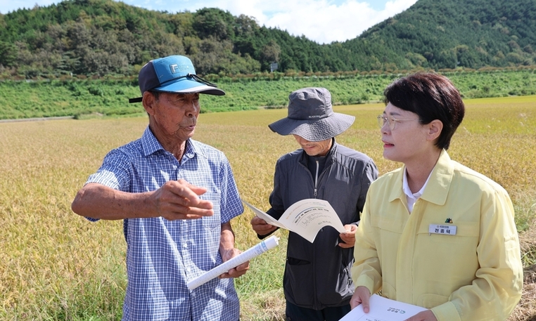 전종덕 의원, 농업현장 방문 ‘벼 깨씨무늬병’ 창궐, 벼 쭉정이만 남아