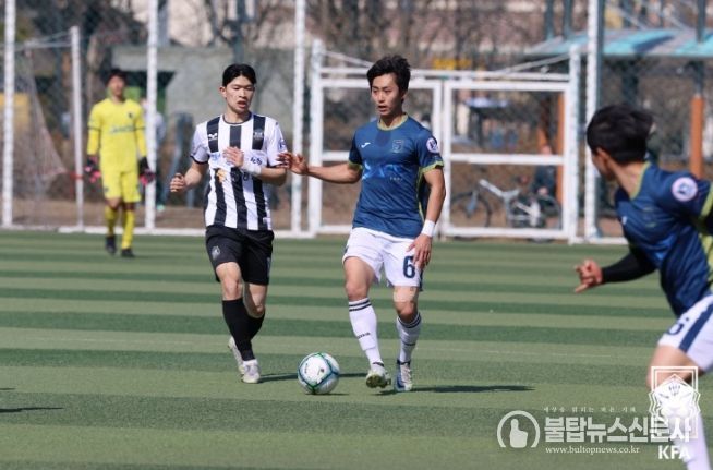 세종바네스가 진주시민축구단을 잡고 K4리그 탈꼴찌에 성공했다. 사진은 지난 2월 노원유나이티드와의 리그 경기.