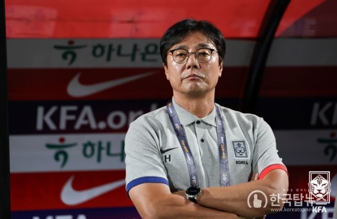 황선홍 국가대표팀 임시감독