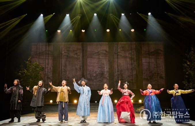 애기봉 창작 뮤지컬이 지난 22일 2회 전석 매진, 2천2백석 판매 기록을 수립하며 성황리에 막을 내렸다.