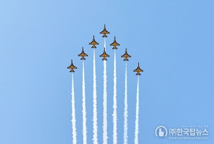 블랙이글스 에어쇼 모습