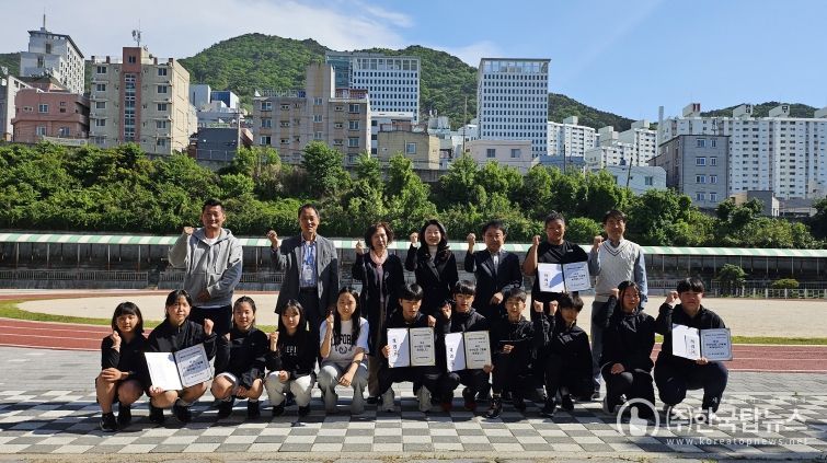 학교방문 격려 모습