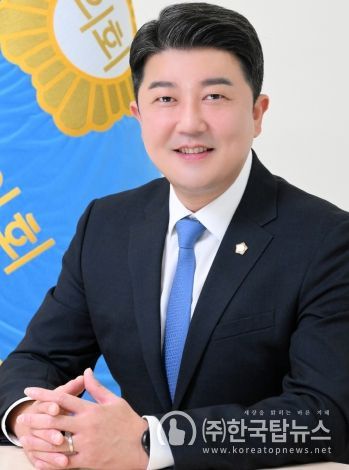 김시욱 의회운영위원장
