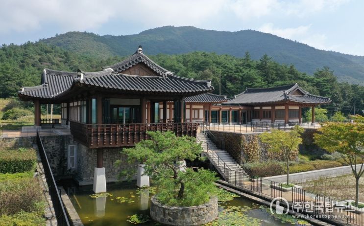 땅끝순례문학관