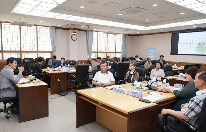 25일, ‘찾아가는 예산학교’ 교육에 앞서 이상익 함평군수 격려사