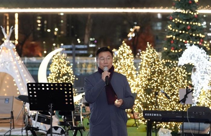 신상진 성남시장, 판교역 광장 성탄 트리 점등식 참석
