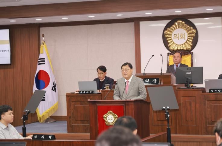 김윤철 합천군수 2026년도 예산안 시정연설, 위기 딛고 희망 담은 ‘8,881억 원’ 편성