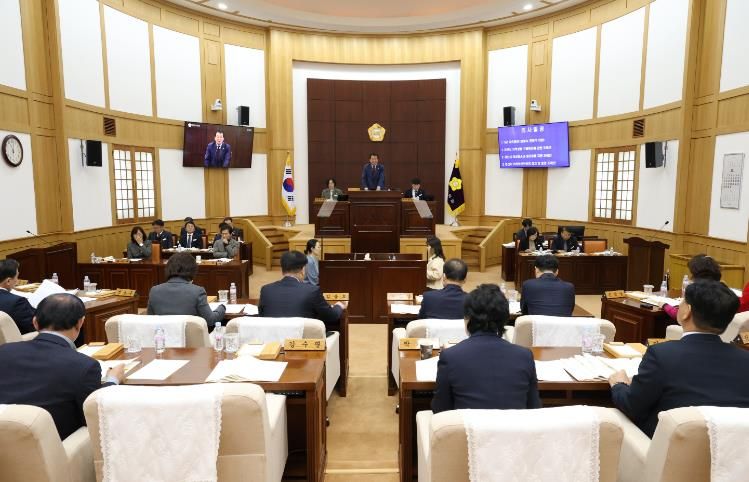 경산시의회, 제266회 정례회 제3차 본회의 개회