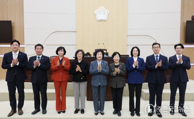 제292회 임시회 제2차 본회의(9대의원 단체사진)