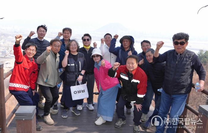 육동한 춘천시장 장군봉 등산로 현장점검