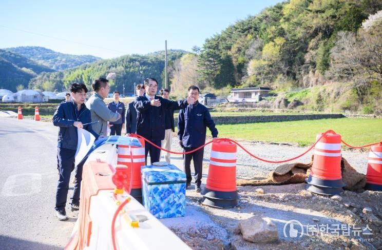 남해군, 해빙기 도로 안전 선제 대응